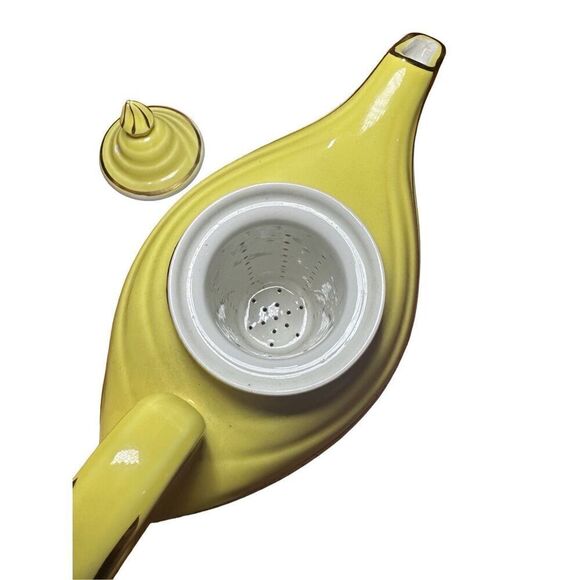 Vintage Hall Aladdin Teapot Canary Yellow with Gold Trim Includes Infuser #0679R - Picture 2 of 7